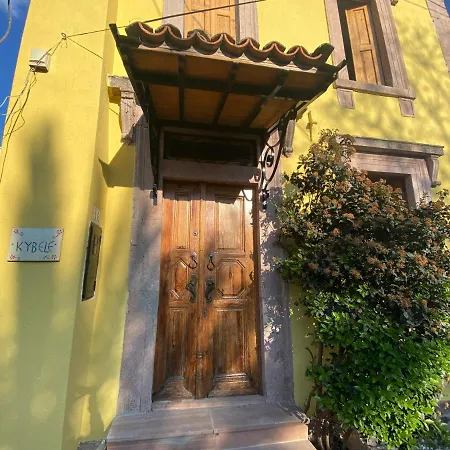 Stone House With Garden In Cunda/ayvalik 펜션 Ayvalı