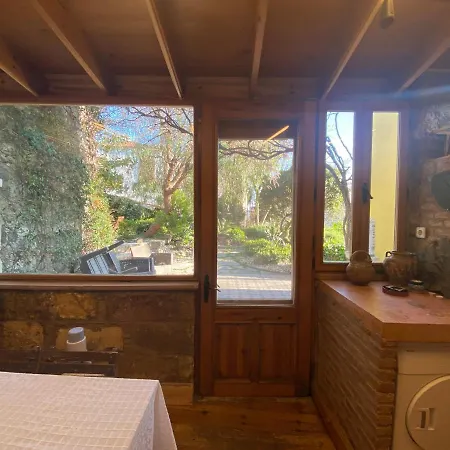 Stone House With Garden In Cunda/ayvalik Ayvalı