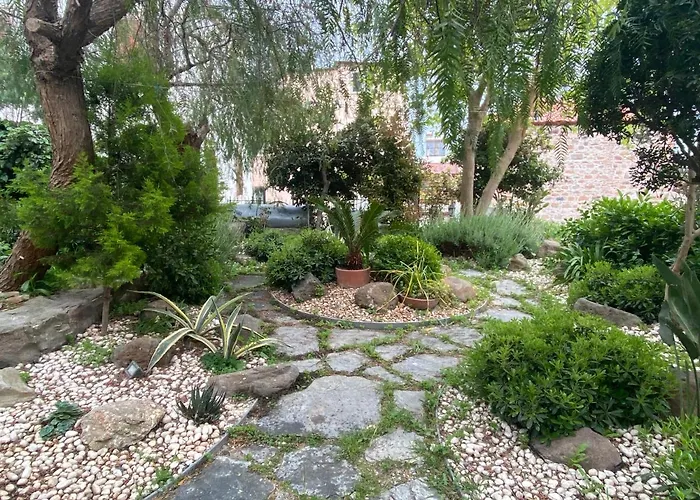 Дом отдыха Stone House With Garden In Cunda/ayvalik Айвалык