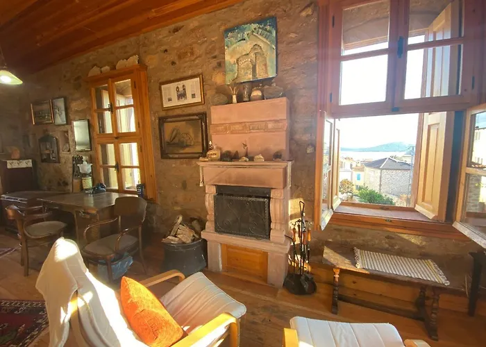 Дом отдыха Stone House With Garden In Cunda/ayvalik *