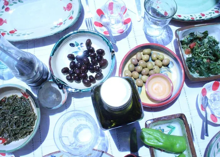 Stone House With Garden In Cunda/ayvalik Дом отдыха
