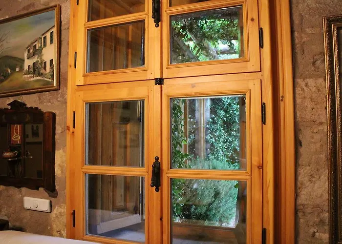 Stone House With Garden In Cunda/ayvalik Дом отдыха