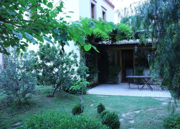 Stone House With Garden In Cunda/ayvalik * Айвалык